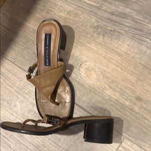 Tommy Hifiger size 6 sandals